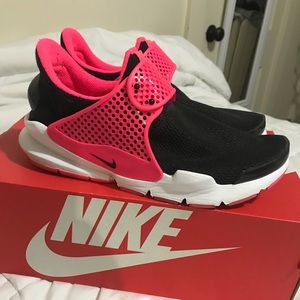Nike Sock Dart